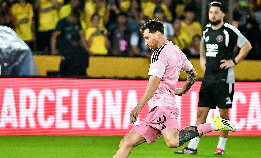 梅西帮助巴塞罗那赢得了多少次全国联赛杯